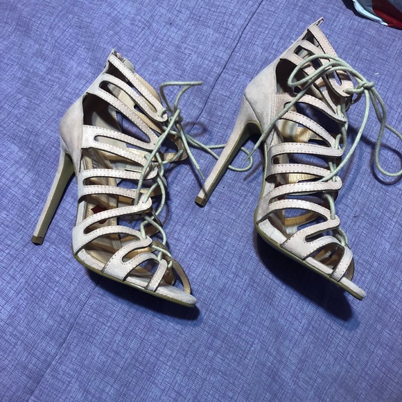 Single sole heels - Picture 2 of 5